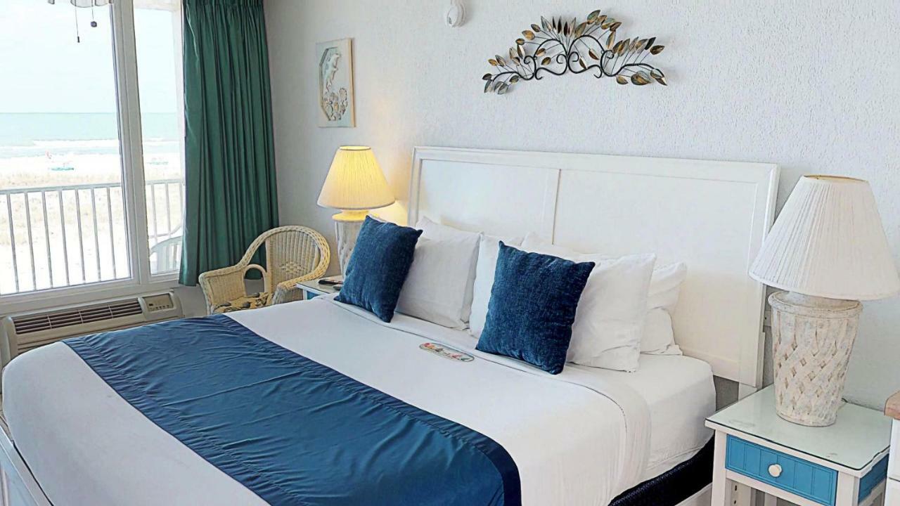 Island Inn Beach Resort Сент-Піт-Біч Екстер'єр фото